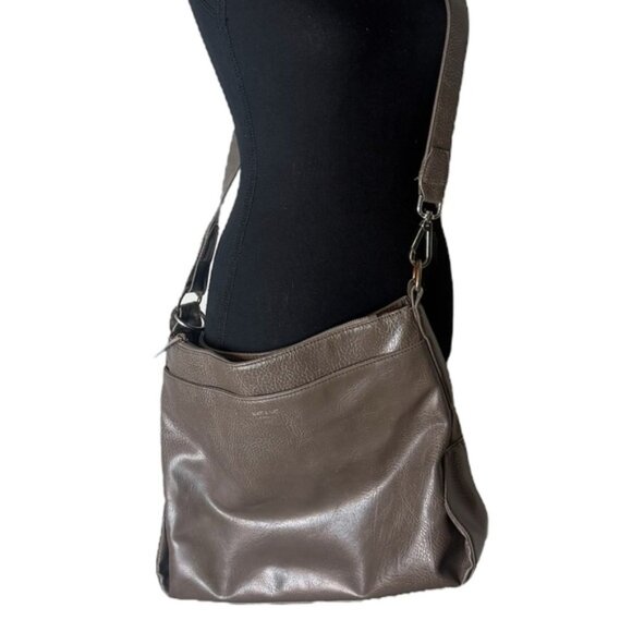 MATT  & NAT Nutmeg Taupe Vegan Large Crossbody Messenger Shoulder Bag Distressed - Picture 2 of 16